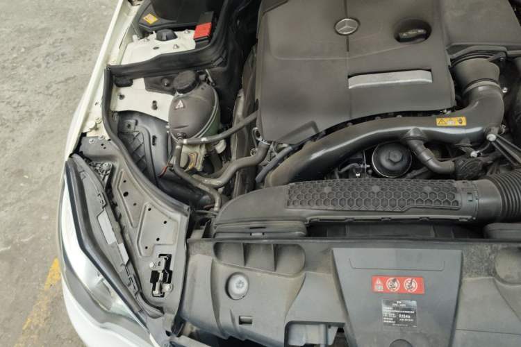 Used Mercedes-Benz E-Class 2014 E 200 Coupe Engine Bay Right