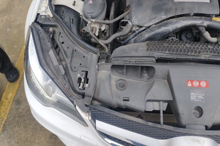 Used Mercedes-Benz E-Class 2014 E 200 Coupe Engine Bay Right