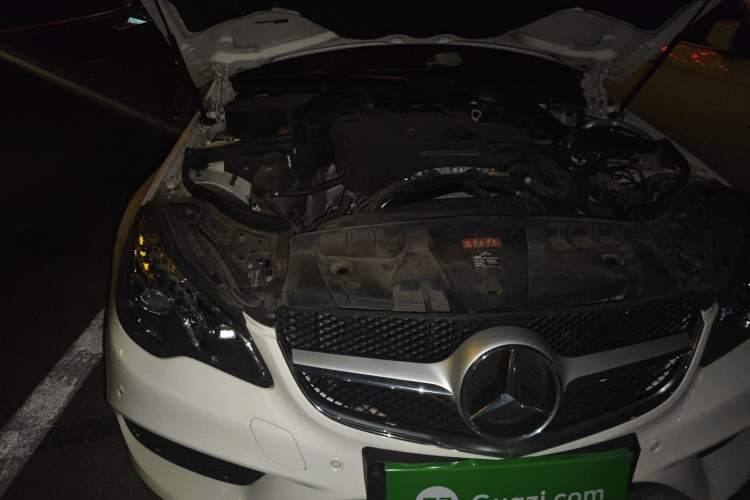 Used Mercedes-Benz E-Class 2014 E 260 Convertible Coupe Engine Bay Right