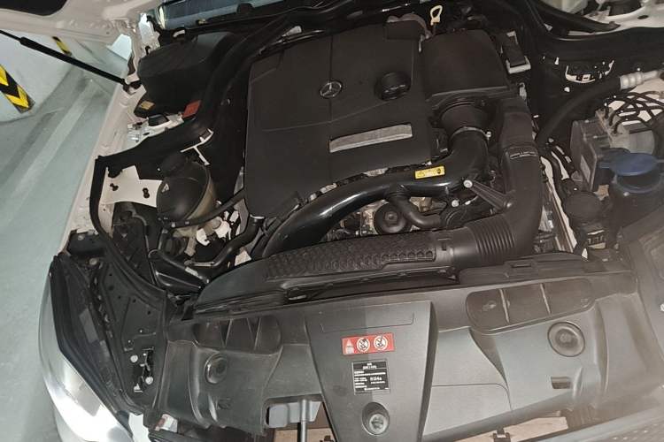 Used Mercedes-Benz E-Class 2014 E 200 Coupe Engine Bay Right