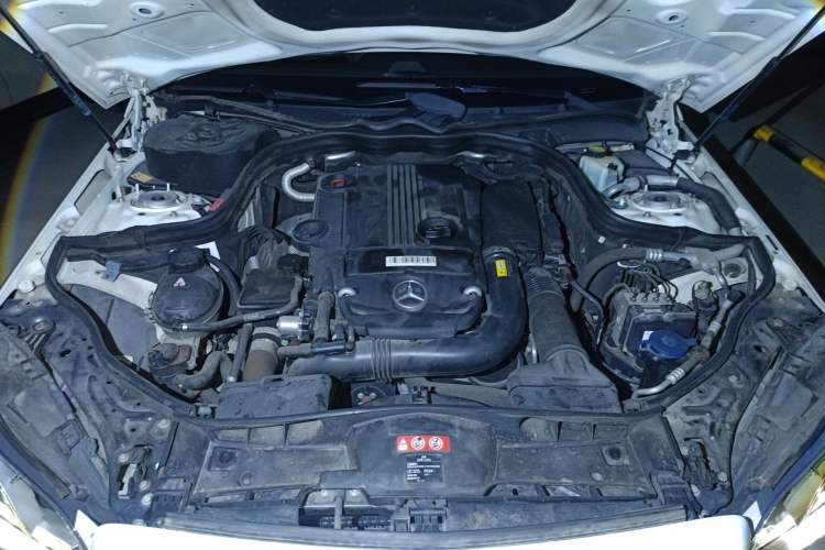 Used Mercedes-Benz E-Class 2014 Restyled E 260 L Sport Edition Engine Bay