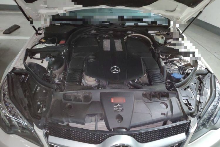 Used Mercedes-Benz E-Class 2014 E 320 Coupe Engine Bay