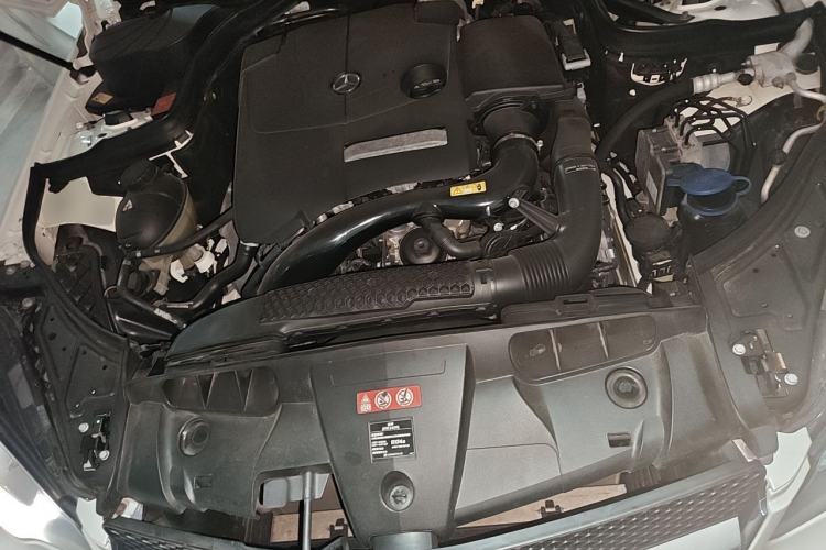 Used Mercedes-Benz E-Class 2014 E 200 Coupe Engine Bay