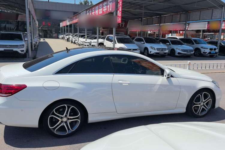 Used Mercedes-Benz E-Class 2014 E 200 Coupe Exterior 2