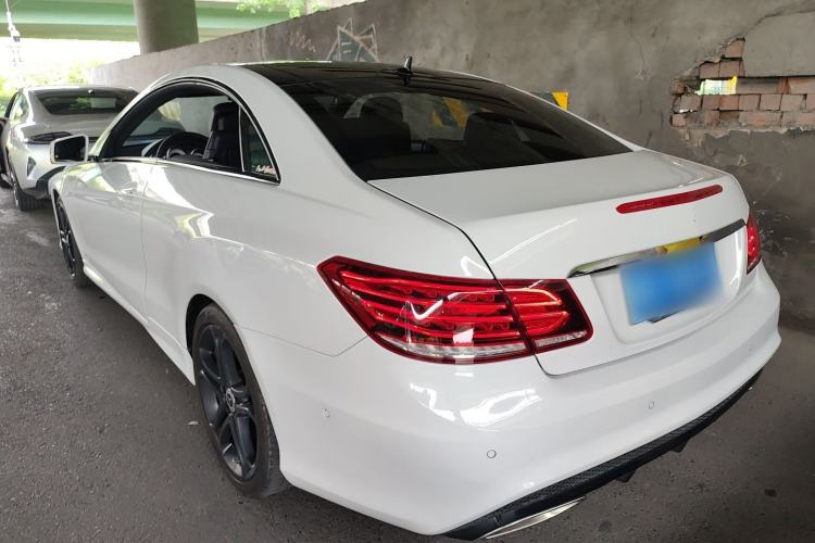 Used Mercedes-Benz E-Class 2014 E 260 Coupe Exterior 2