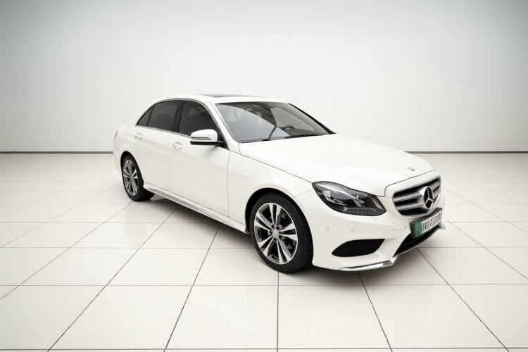 Used Mercedes-Benz E-Class 2014 Restyled E 260 L Sport Edition Exterior 2