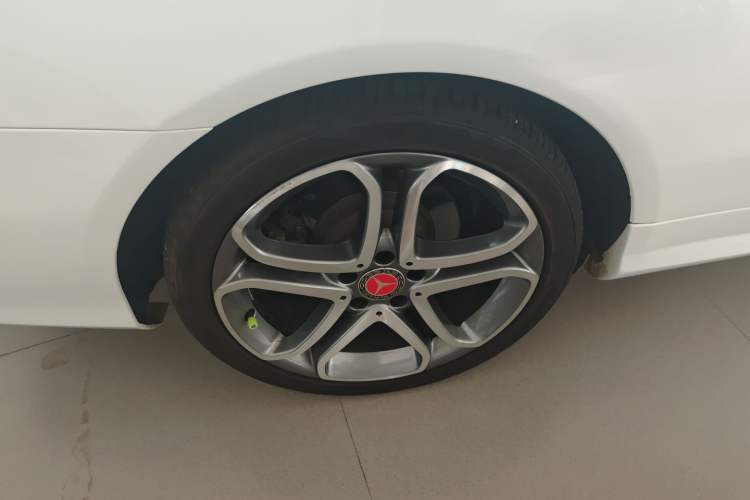 Used Mercedes-Benz E-Class 2014 E 200 Coupe Exterior 2