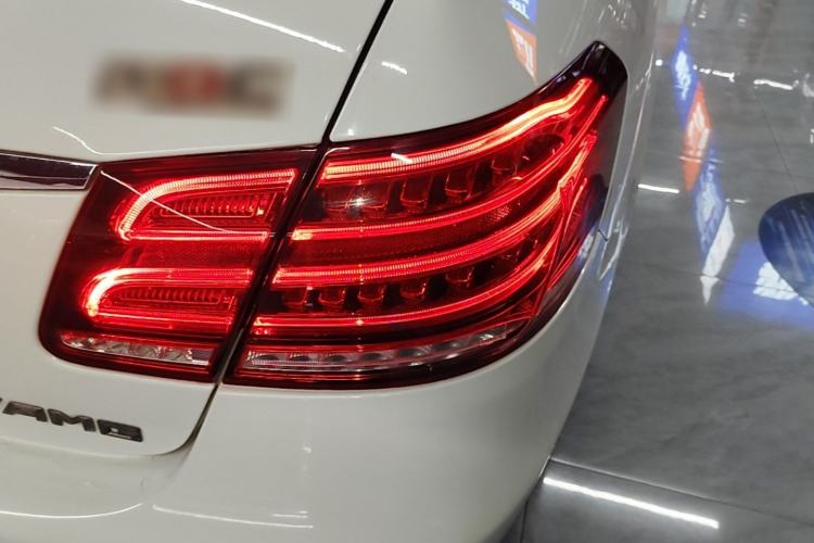 Used Mercedes-Benz E-Class 2014 Restyled E 260 L Sport Edition Exterior 3