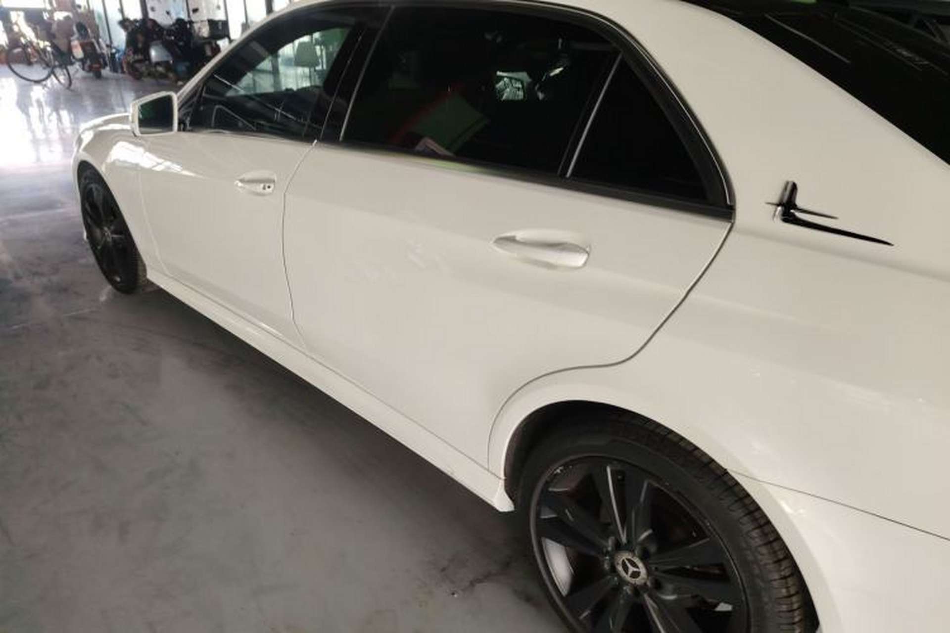 Used Mercedes-Benz E-Class 2014 E 300 L Sport Edition Exterior 3