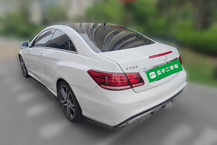 Used Mercedes-Benz E-Class 2014 E 200 Coupe Exterior 3