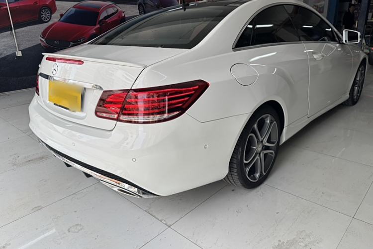 Used Mercedes-Benz E-Class 2014 E 260 Coupe Exterior 4