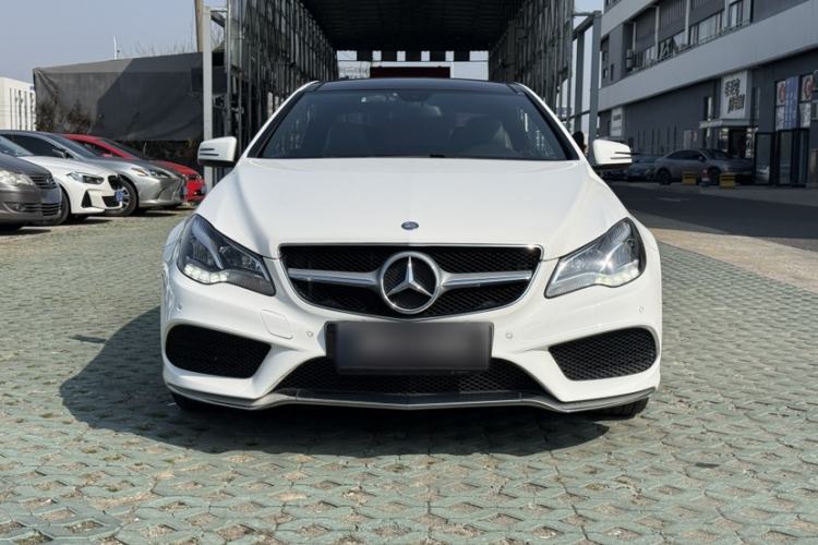 Used Mercedes-Benz E-Class 2014 E 200 Coupe Exterior 4