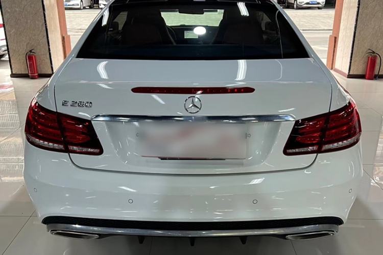 Used Mercedes-Benz E-Class 2014 E 260 Coupe Exterior 5