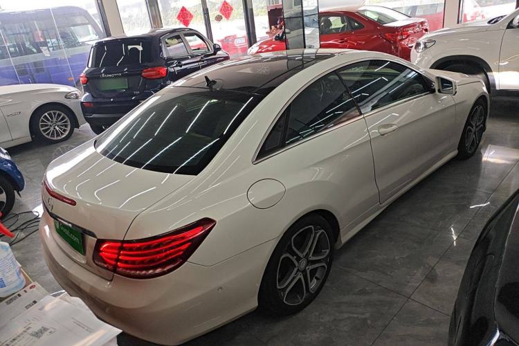 Used Mercedes-Benz E-Class 2014 E 260 Coupe Exterior 5