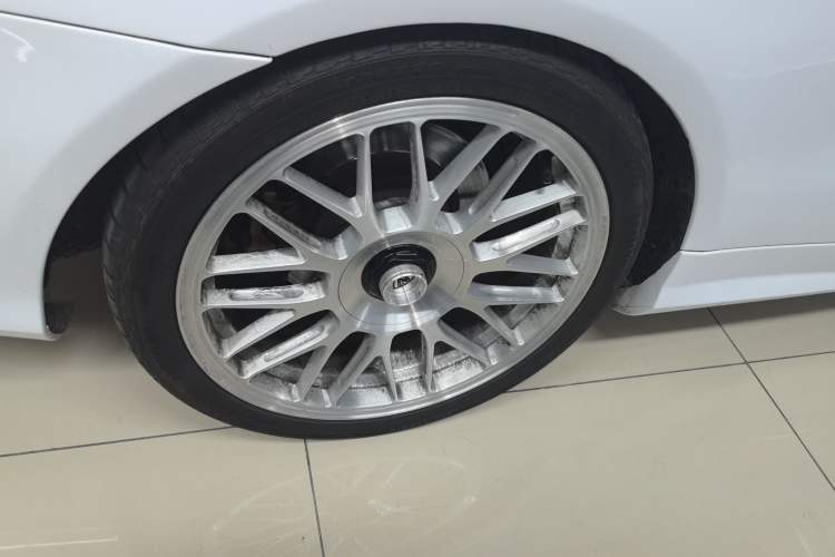 Used Mercedes-Benz E-Class 2014 E 260 Coupe Exterior 5