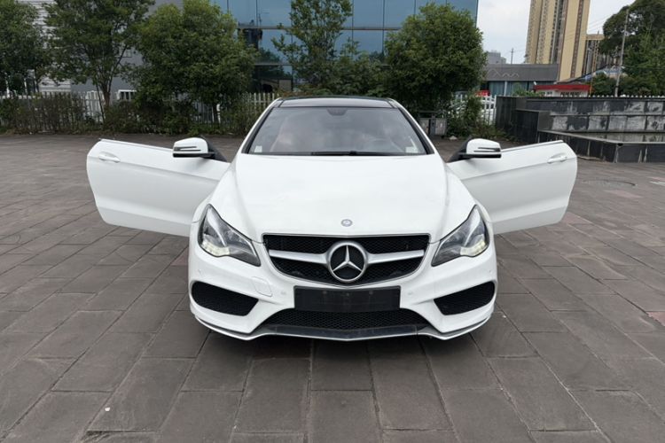 Used Mercedes-Benz E-Class 2014 E 200 Coupe Exterior 5