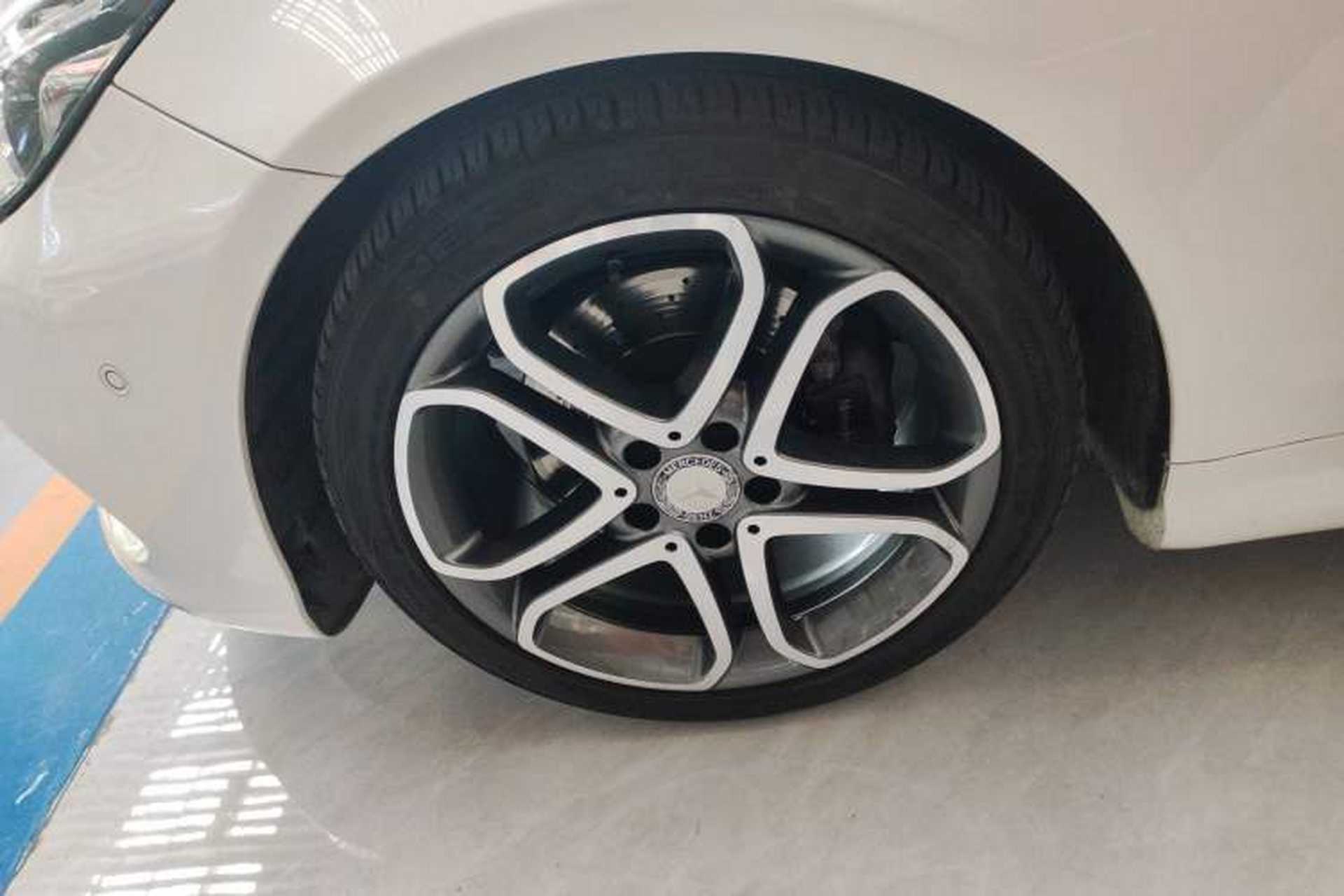 Used Mercedes-Benz E-Class 2014 E 260 Coupe Exterior 7