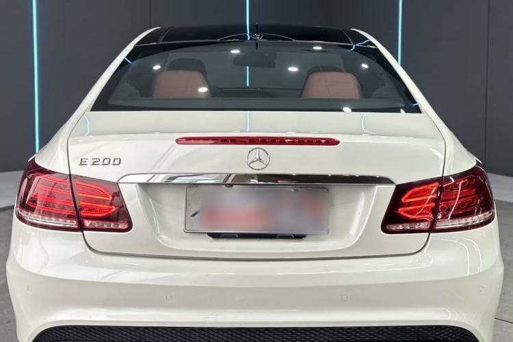 Used Mercedes-Benz E-Class 2014 E 200 Coupe Exterior 7