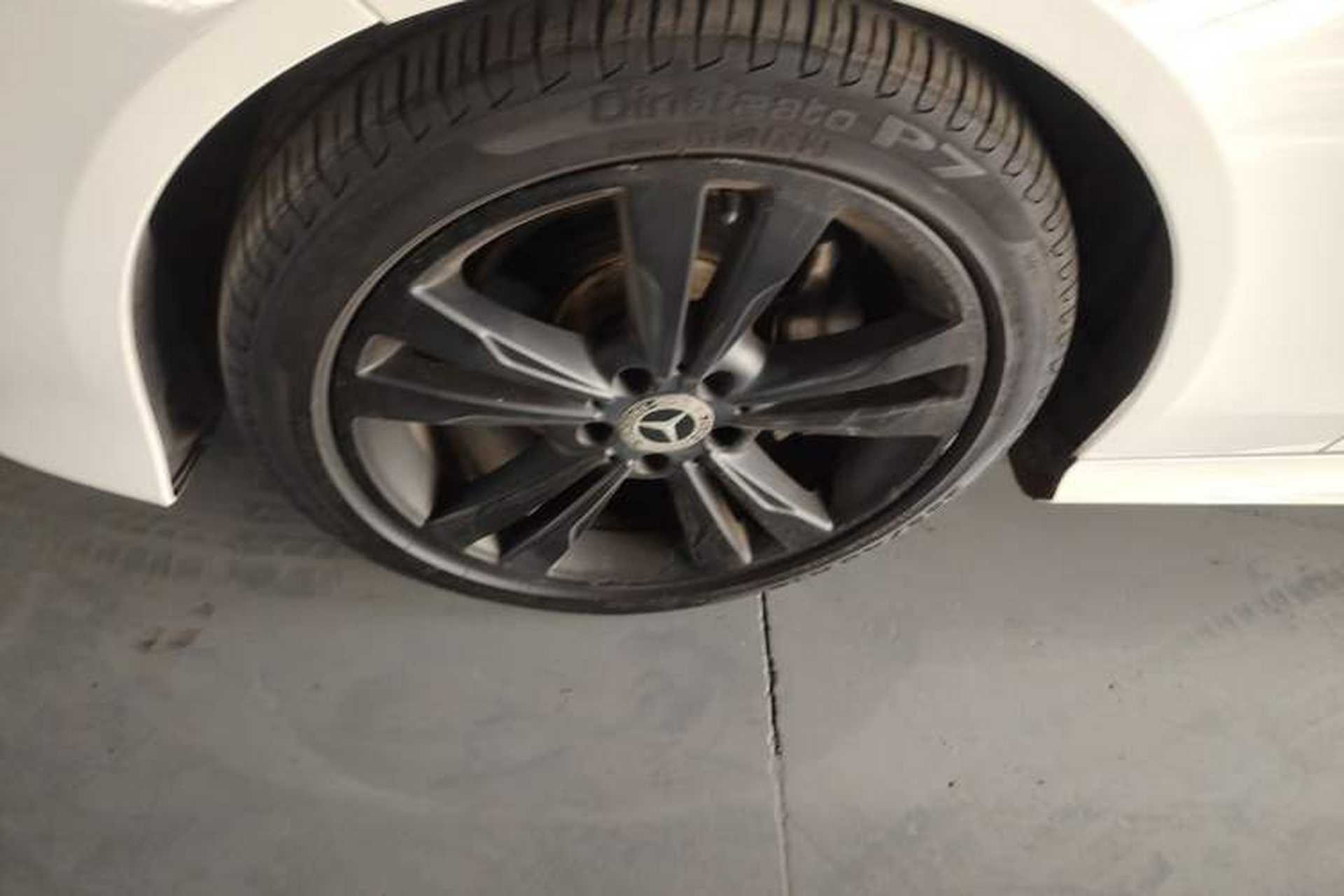 Used Mercedes-Benz E-Class 2014 E 300 L Sport Edition Exterior 7