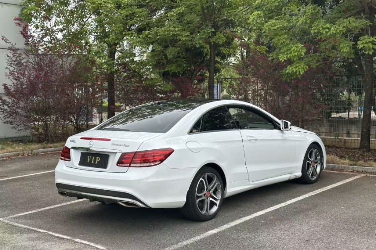 Used Mercedes-Benz E-Class 2014 E 200 Coupe Exterior 7