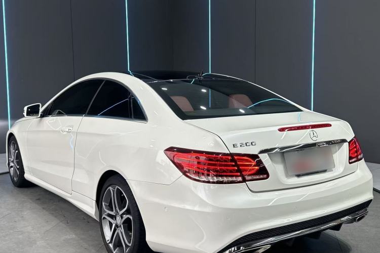 Used Mercedes-Benz E-Class 2014 E 200 Coupe Exterior 8