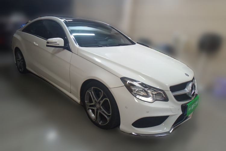 Used Mercedes-Benz E-Class 2014 E 200 Coupe Front Right 45 Deg