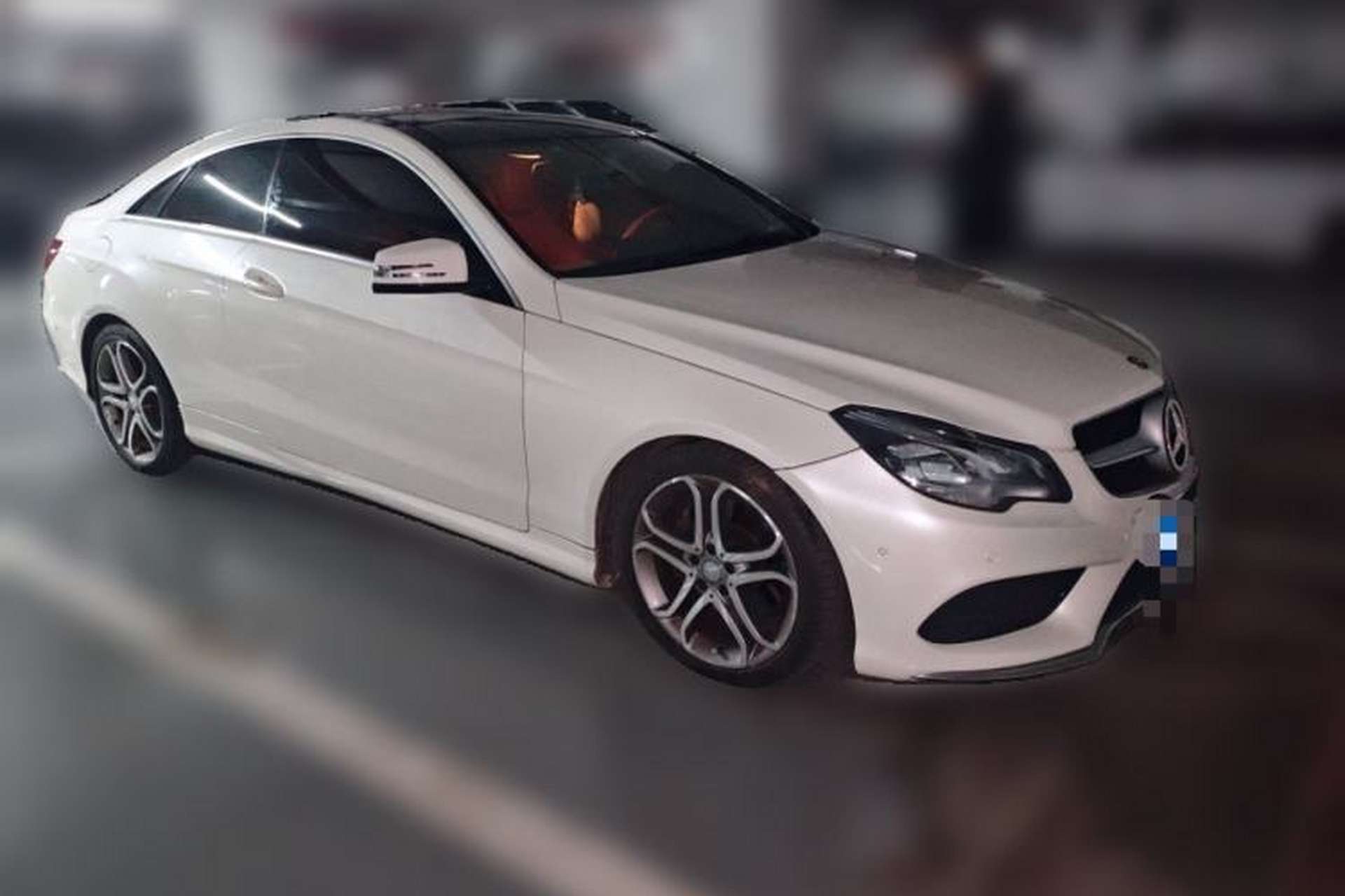 Used Mercedes-Benz E-Class 2014 E 200 Coupe Front Right 45 Deg
