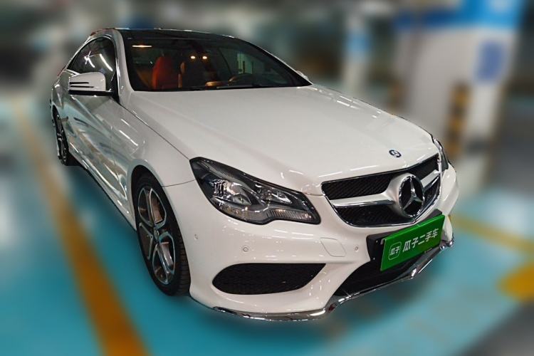 Used Mercedes-Benz E-Class 2014 E 200 Coupe Front Right 45 Deg