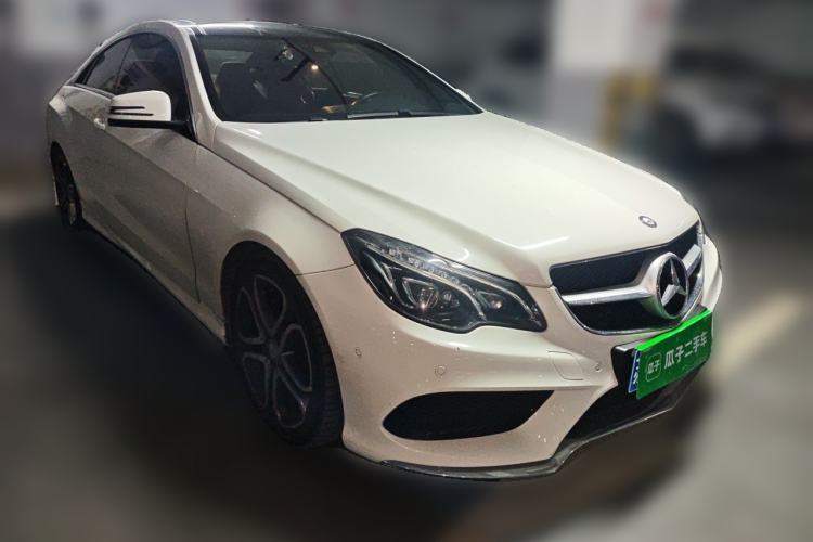 Used Mercedes-Benz E-Class 2014 E 260 Coupe Front Right 45 Deg