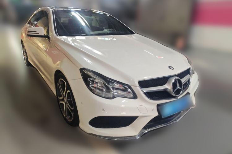 Used Mercedes-Benz E-Class 2014 E 200 Coupe Front Right 45 Deg