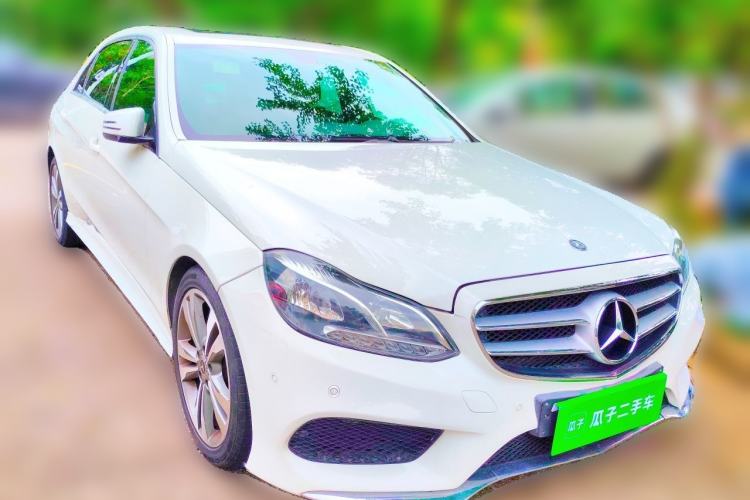Used Mercedes-Benz E-Class 2014 E 260 L Sport Edition Front Right 45 Deg
