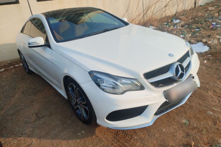 Used Mercedes-Benz E-Class 2014 E 200 Coupe Front Right 45 Deg