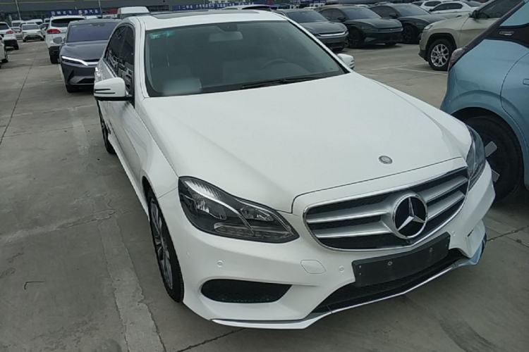 Used Mercedes-Benz E-Class 2014 E 300 L Sport Edition Front Right 45 Deg