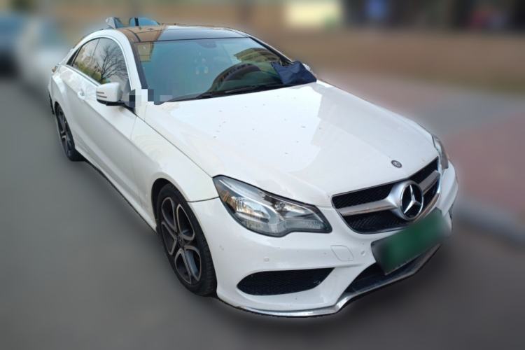 Used Mercedes-Benz E-Class 2014 E 200 Coupe Front Right 45 Deg