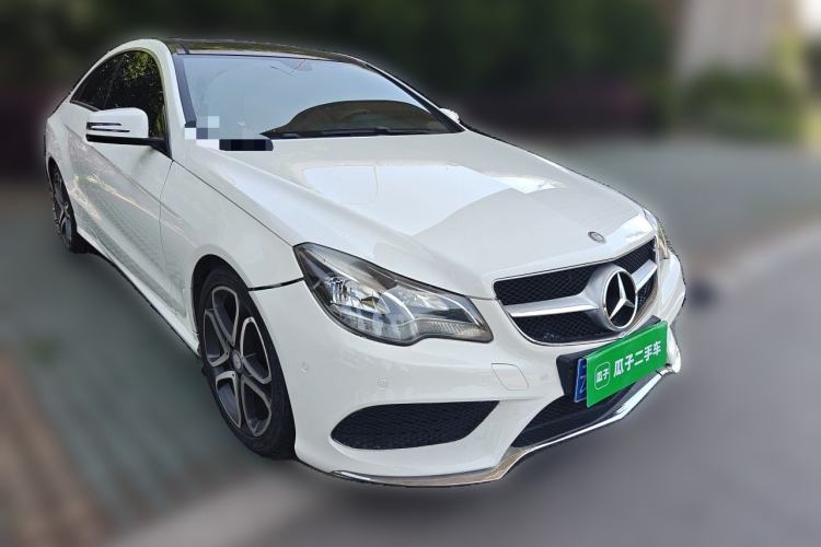Used Mercedes-Benz E-Class 2014 E 200 Coupe Front Right 45 Deg