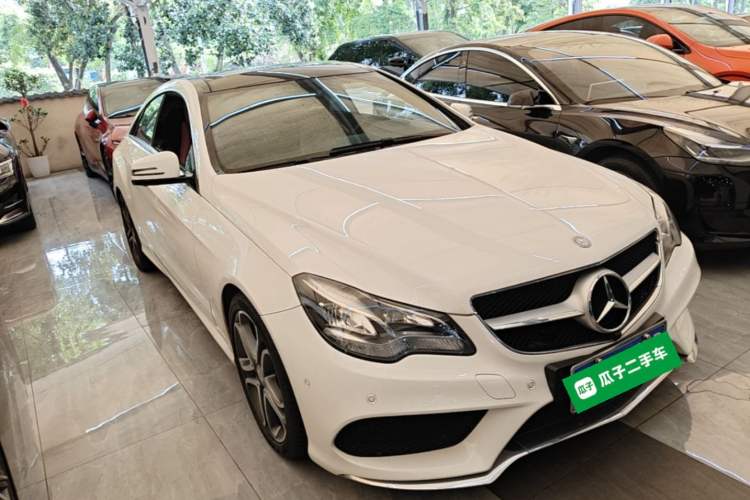 Used Mercedes-Benz E-Class 2014 E 200 Coupe Front Right 45 Deg