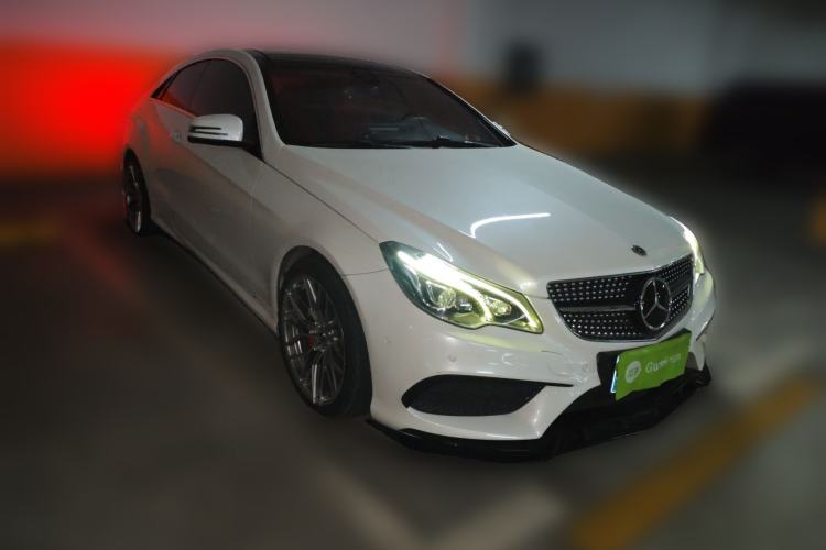 Used Mercedes-Benz E-Class 2014 E 260 Coupe Front Right 45 Deg