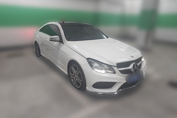 Used Mercedes-Benz E-Class 2014 E 200 Coupe Front Right 45 Deg