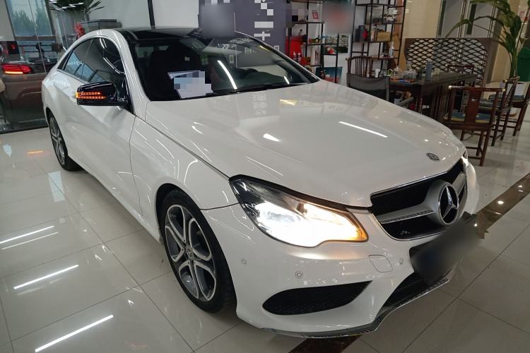 Used Mercedes-Benz E-Class 2014 E 200 Coupe Front Right 45 Deg