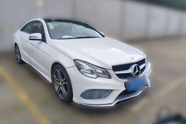 Used Mercedes-Benz E-Class 2014 E 200 Coupe Front Right 45 Deg