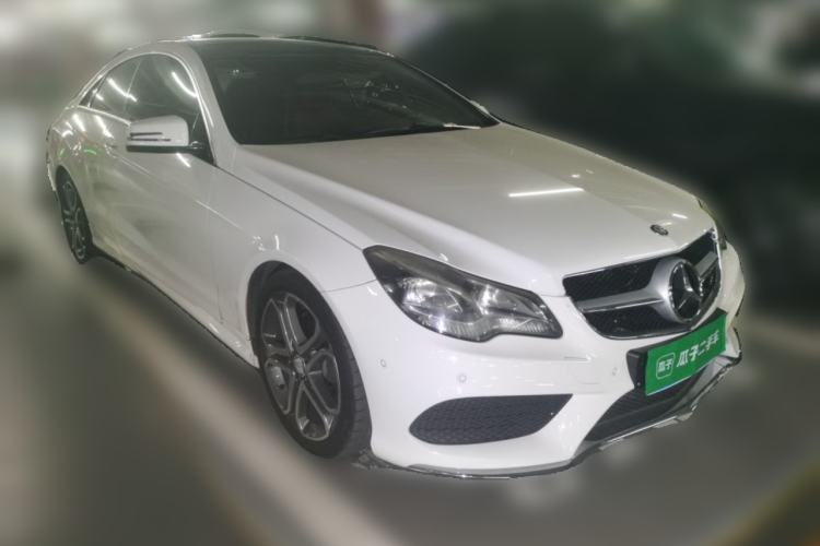 Used Mercedes-Benz E-Class 2014 E 200 Coupe Front Right 45 Deg