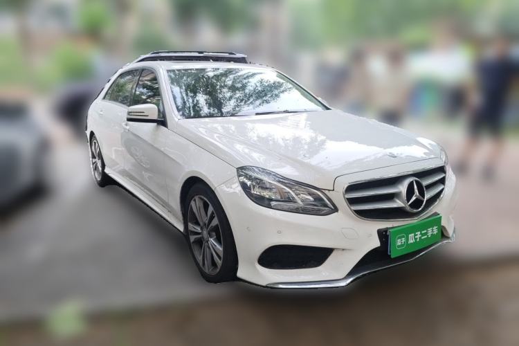 Used Mercedes-Benz E-Class 2014 Restyled E 260 L Sport Edition Front Right 45 Deg