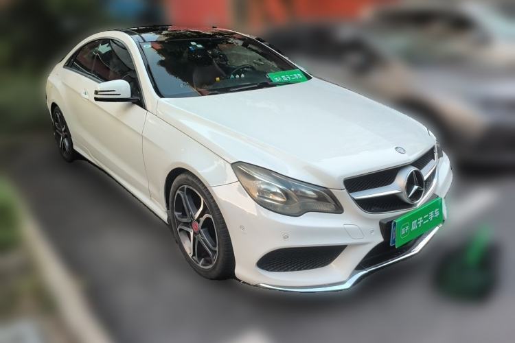 Used Mercedes-Benz E-Class 2014 E 200 Coupe Front Right 45 Deg