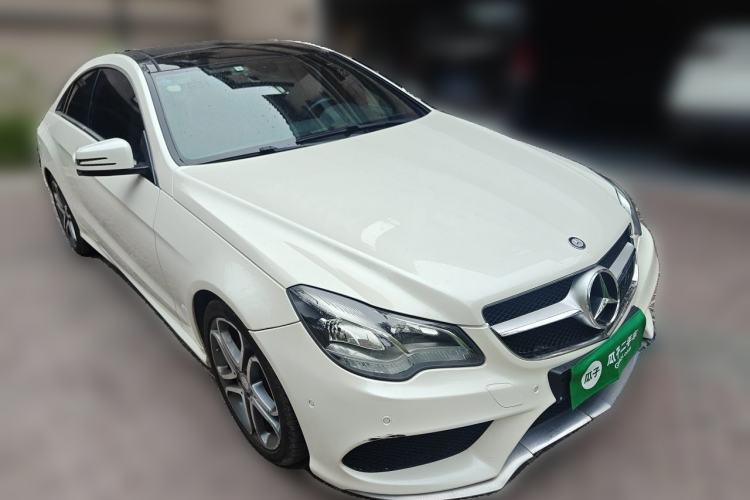 Used Mercedes-Benz E-Class 2014 E 200 Coupe Front Right 45 Deg