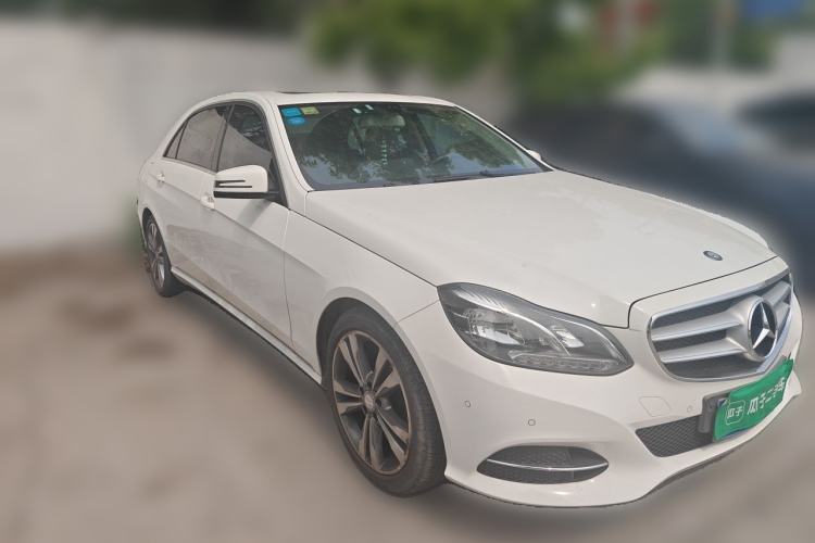 Used Mercedes-Benz E-Class 2014 E 260 L Sport Edition Front Right 45 Deg