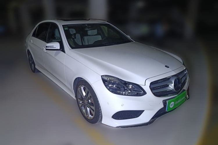 Used Mercedes-Benz E-Class 2014 Restyled E 260 L Sport Edition Front Right 45 Deg