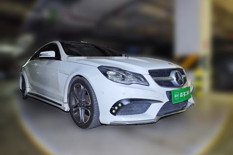 Used Mercedes-Benz E-Class 2014 E 200 Coupe Front Right 45 Deg