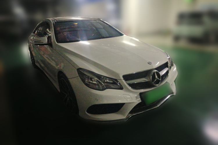 Used Mercedes-Benz E-Class 2014 E 200 Coupe Front Right 45 Deg