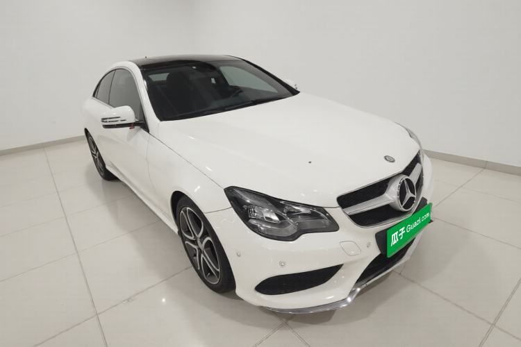 Used Mercedes-Benz E-Class 2014 E 200 Coupe Front Right 45 Deg