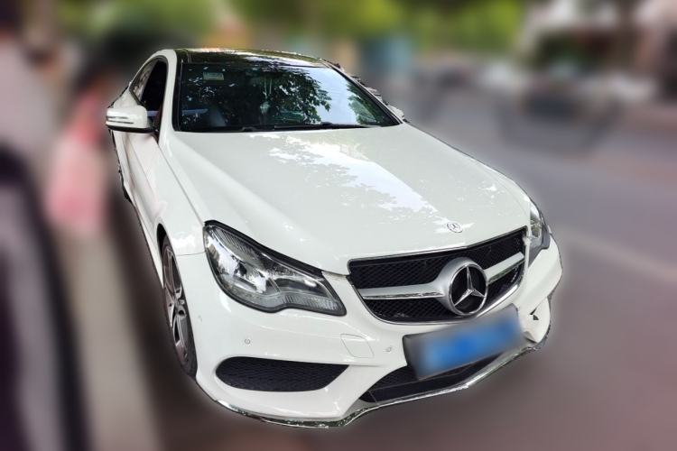 Used Mercedes-Benz E-Class 2014 E 200 Coupe Front Right 45 Deg